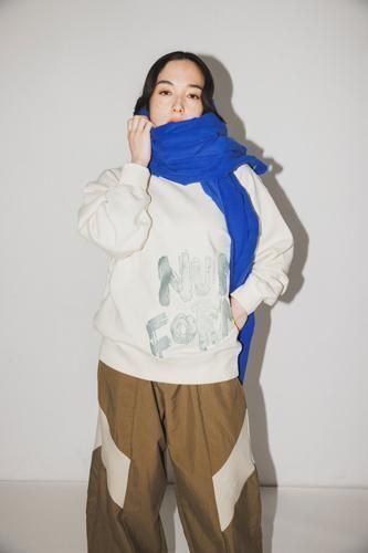 <img class='new_mark_img1' src='https://img.shop-pro.jp/img/new/icons14.gif' style='border:none;display:inline;margin:0px;padding:0px;width:auto;' />【nunuforme】 ビックロゴプリント (1~2)Ivory 2025AW