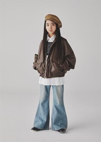 <img class='new_mark_img1' src='https://img.shop-pro.jp/img/new/icons14.gif' style='border:none;display:inline;margin:0px;padding:0px;width:auto;' />GRIS  Denim Flare pants  (L~XL) LIGHT BLUE  2025AW