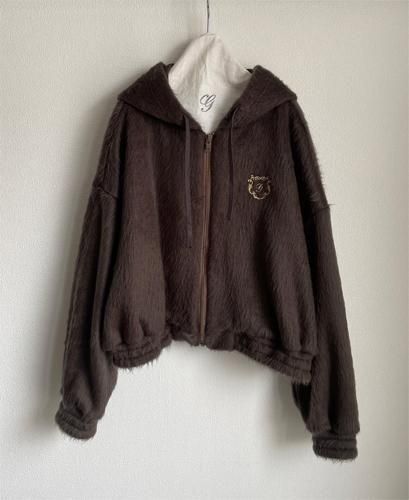 <img class='new_mark_img1' src='https://img.shop-pro.jp/img/new/icons14.gif' style='border:none;display:inline;margin:0px;padding:0px;width:auto;' />GRIS  Shaggywide Zip Fody  (L~XL)  BROWN   2025AW