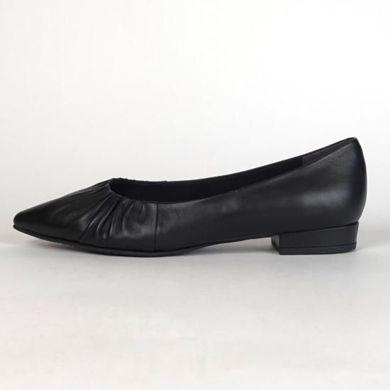 SALE 残りわずか】 9114 ソフトギャザーパンプス ¥17,930 SALE 残りわずか】 9114 ソフトギャザーパンプス ¥17,930