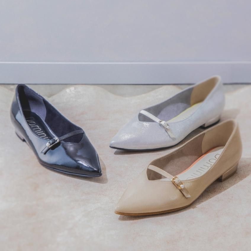 残りわずか！】9121 パールバックル ストラップパンプス￥17,930