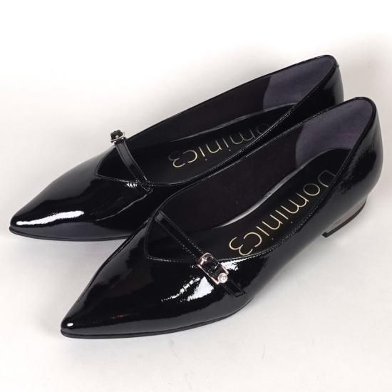 残りわずか！】9121 パールバックル ストラップパンプス￥17,930