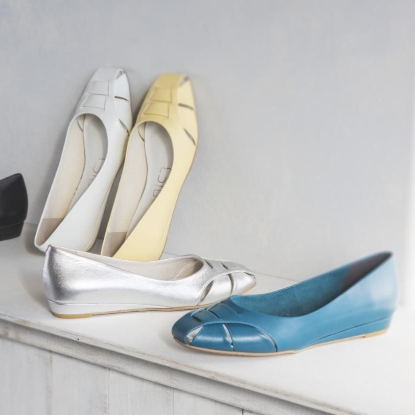 SALE 残りわずか】9123 カットワークパンプス￥18,700→￥11,000