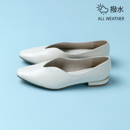 <img class='new_mark_img1' src='https://img.shop-pro.jp/img/new/icons64.gif' style='border:none;display:inline;margin:0px;padding:0px;width:auto;' />【会員限定先行SALE】9197 フレンチトゥ ヒールキャップソフトシューティー IV色