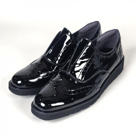 ☆【NEW】9209 ＜軽量＞メダリオンデザイン マニッシュシューズ