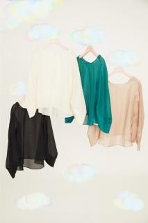 値下げ❣️[新品]ツモリチサト　プリントトップスシャツ (M) ホワイト 4cb2c16919d263ca76e2550bc8451a