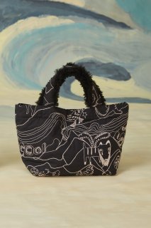 MOUNTAIN QUILT TOTE