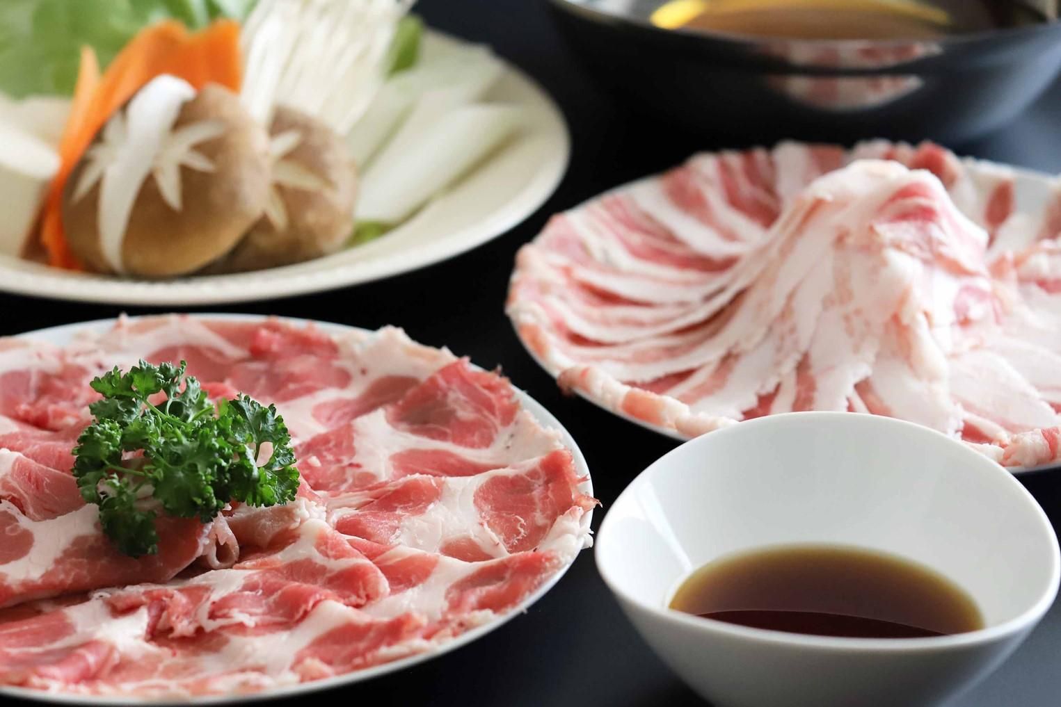 黒豚・黒牛しゃぶしゃぶ専門店SATSUMAのしゃぶしゃぶセット