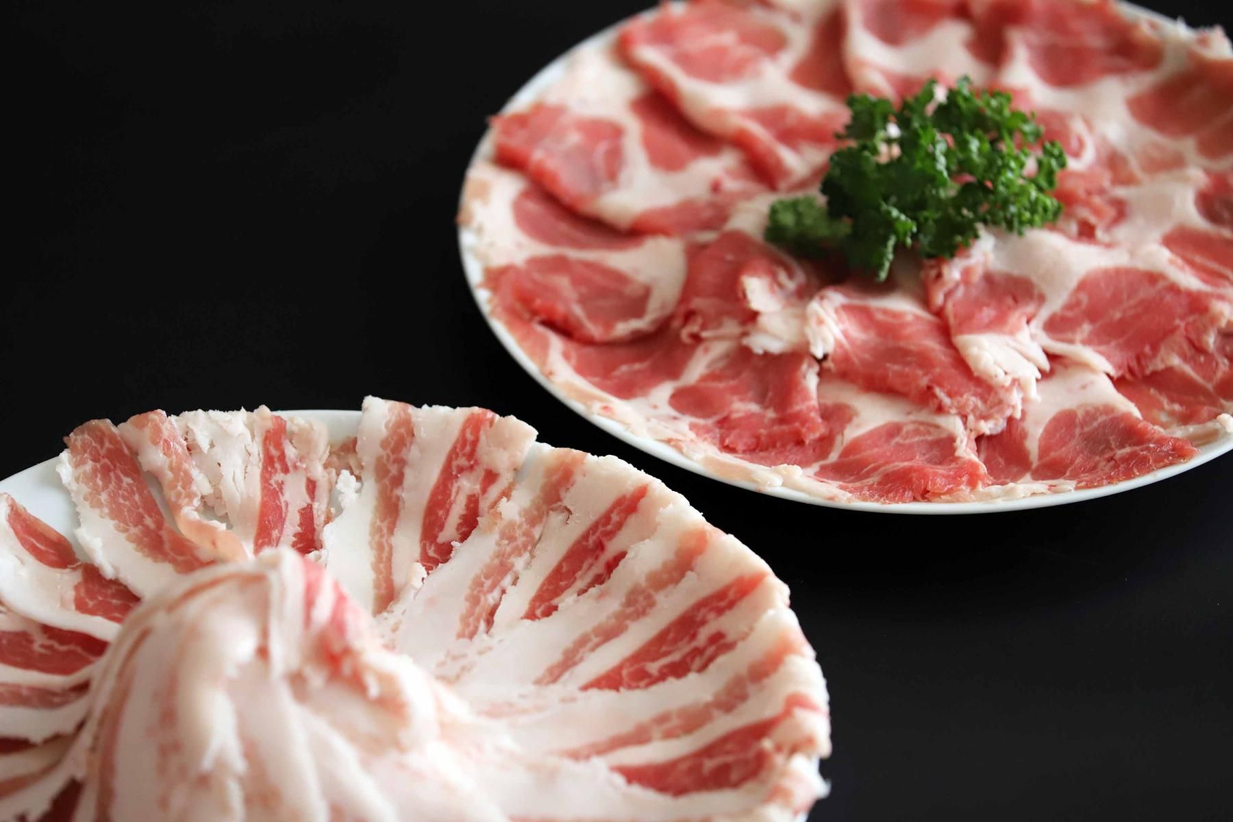 黒豚バラ肉400グラム、肩ロース肉400グラム