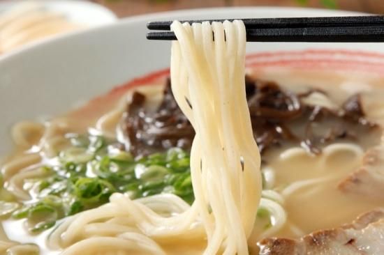 60年以上地元で愛されるあっさり豚骨の鹿児島ラーメン|冷凍 60年以上地元で愛されるあっさり豚骨の鹿児島ラーメン|冷凍