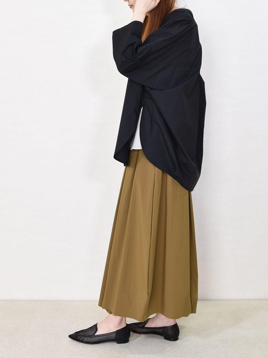 パシオーネ　Vネックジャケット　新品タグ付　2025ss パシオーネ Vネックジャケット 新品タグ付 2025ss