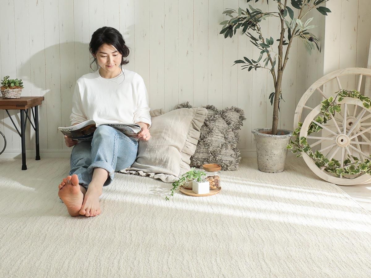 安心の防ダニ・抗菌加工 日本製カーペット『サーフ アイボリー 安心の防ダニ・抗菌加工 日本製カーペット『サーフ アイボリー