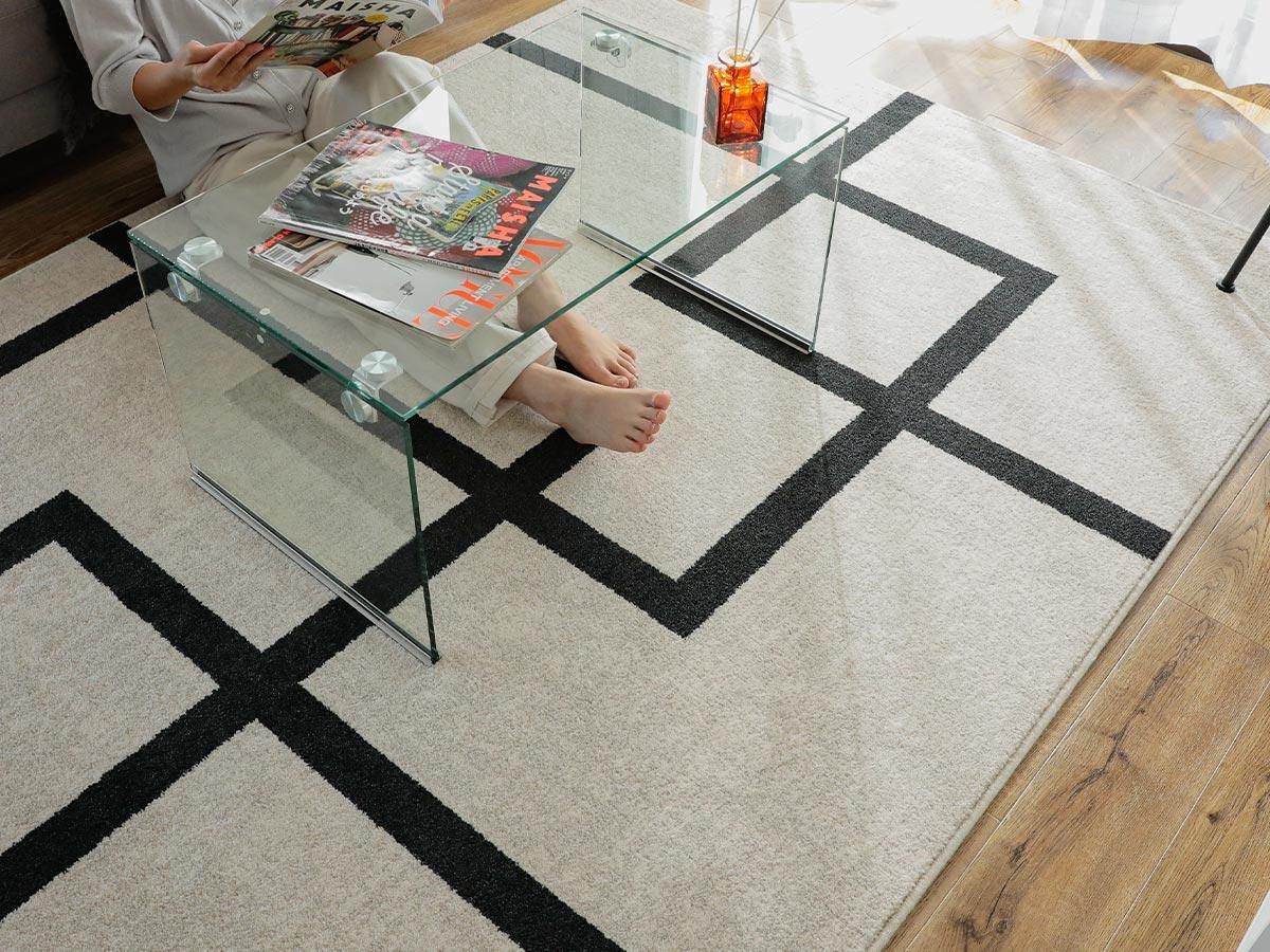 モダンなスクエアデザインの高級ウィルトン織りカーペット 『ルフレ