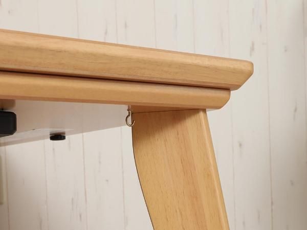 オールシーズンお洒落に使える！高さが調節できるこたつテーブル
