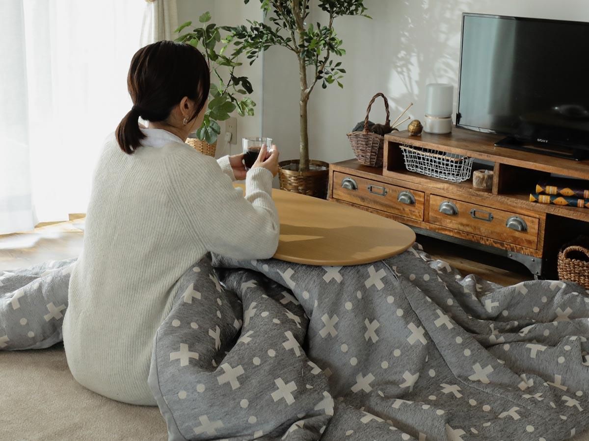 オールシーズンお洒落に使える！一人暮らしに最適なこたつ