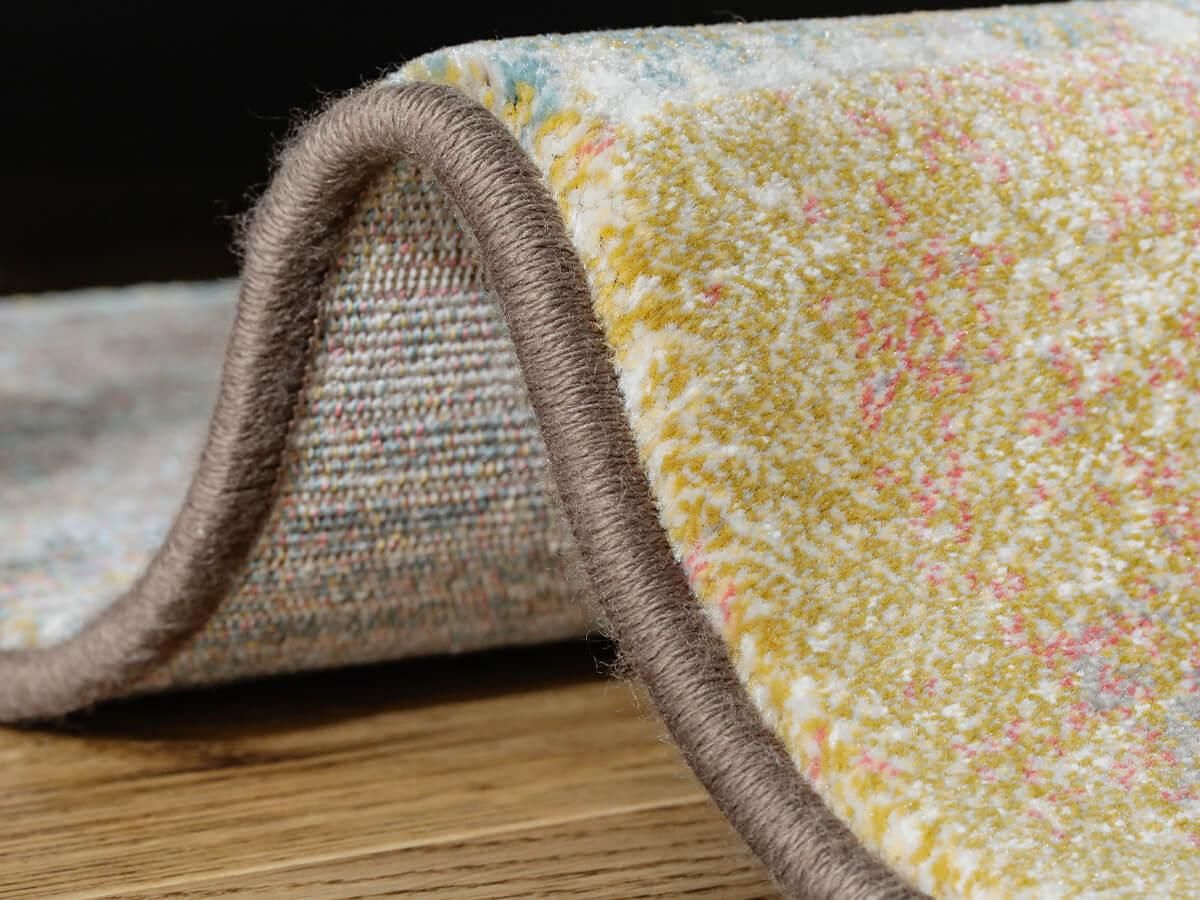 フォギーな質感のモダンデザインのウィルトンラグ 『アドニス イエロー