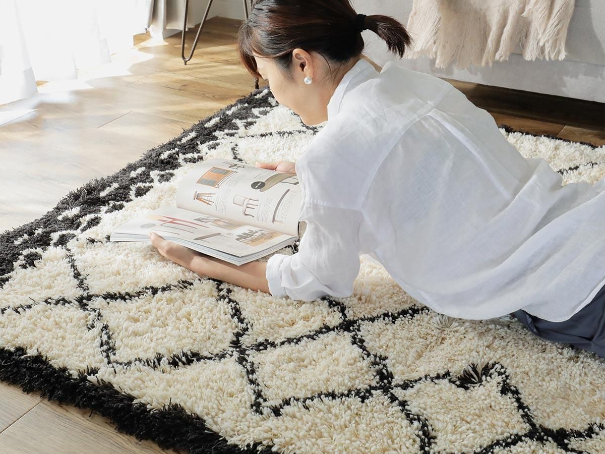 ボリューム感満点！踏み心地よい日本製ラグ 『シュクラン』- ラグ
