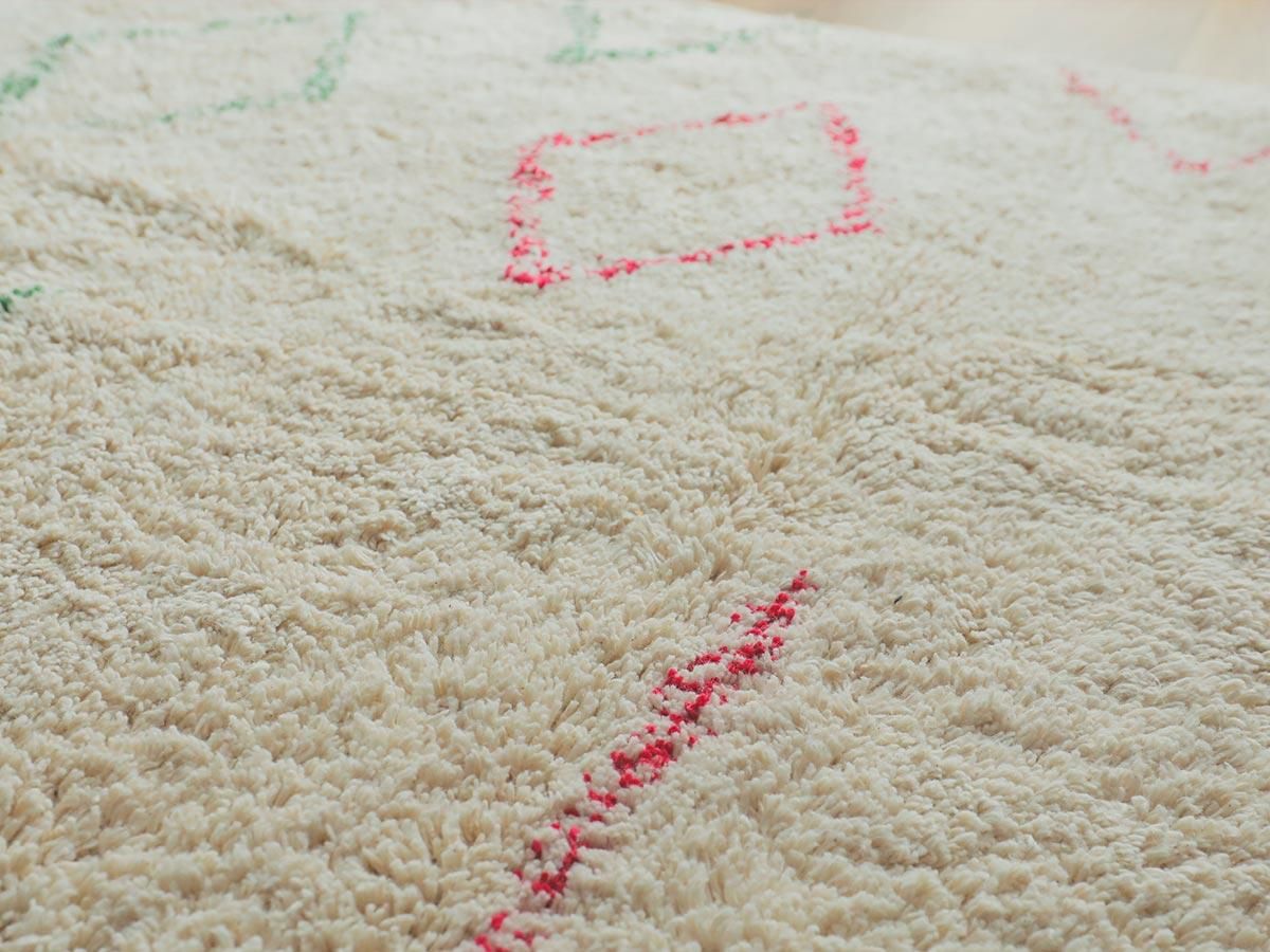 ナチュラルレイヤード】マルチカラー柄でどんなインテリアにも