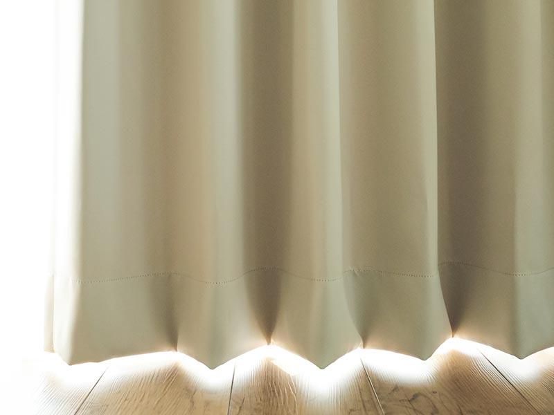 ベージュ　クリーム　ゴールド　サテンカーテン 幅広　125x200cm 2枚 ベージュ クリーム ゴールド サテンカーテン 幅広 125x200cm 2枚