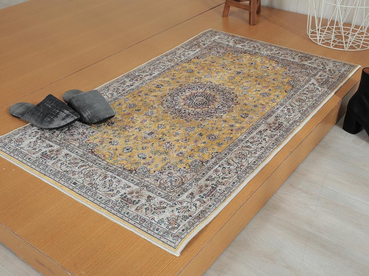 憧れのペルシャ絨毯柄をお手頃価格で。洗濯機で洗えるメダリオンマット