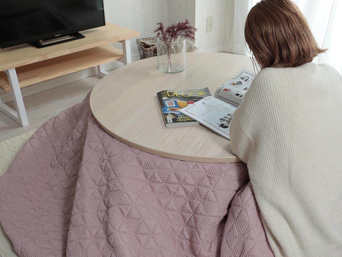 オールシーズン使える！大人気円形こたつテーブル『ラウバ ホワイト