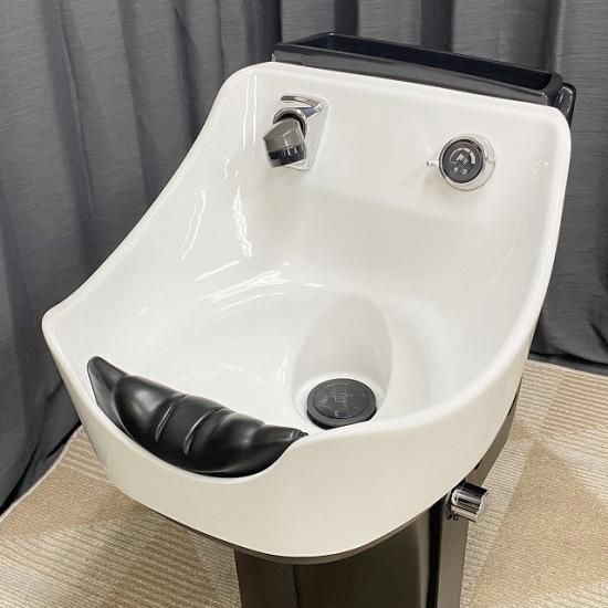 完売【中古】タカラベルモント シャンプー台『NSSミノン』壁配管仕様