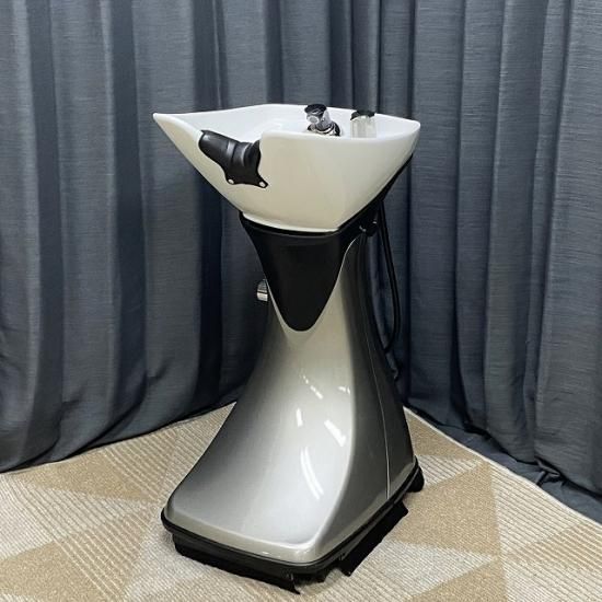 SOLD OUT】 理容 美容器具 中古 タカラベルモント製 リア