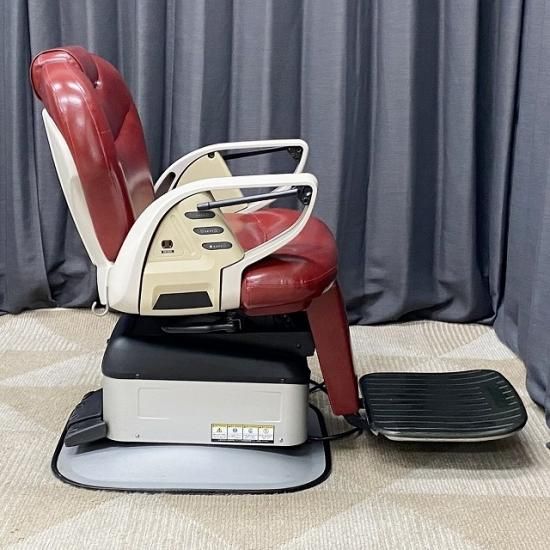 中古】タカラベルモント 理容椅子『CREAⅡ(クリエⅡ)』レッド 中古】タカラベルモント 理容椅子『CREAⅡ(クリエⅡ)』レッド