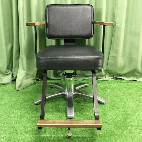 完売【中古】タカラベルモント セット椅子『Vintage alt a1201