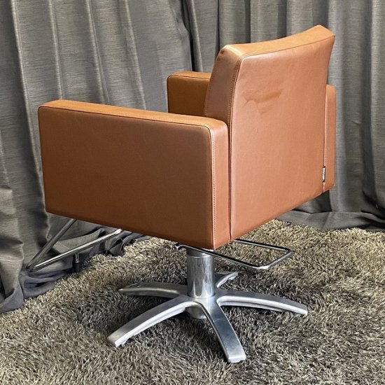 中古】タカラベルモント セット椅子『LIM chair 03（リムチェア03）/SP