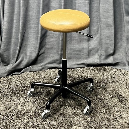 完売【中古】タカラベルモント スツール 『THEIA Stool（ティア