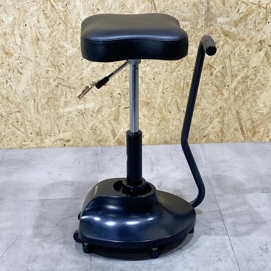 タカラベルモント　スツール D-STOOL ALUMI | ミラー・サロン家具・ワゴン等 | 製品情報