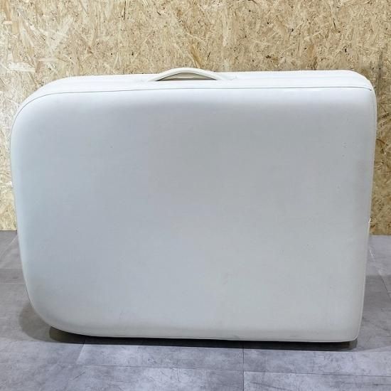 完売【中古】アースライト 木製折りたたみマッサージベッド『NEW 完売【中古】アースライト 木製折りたたみマッサージベッド『NEW