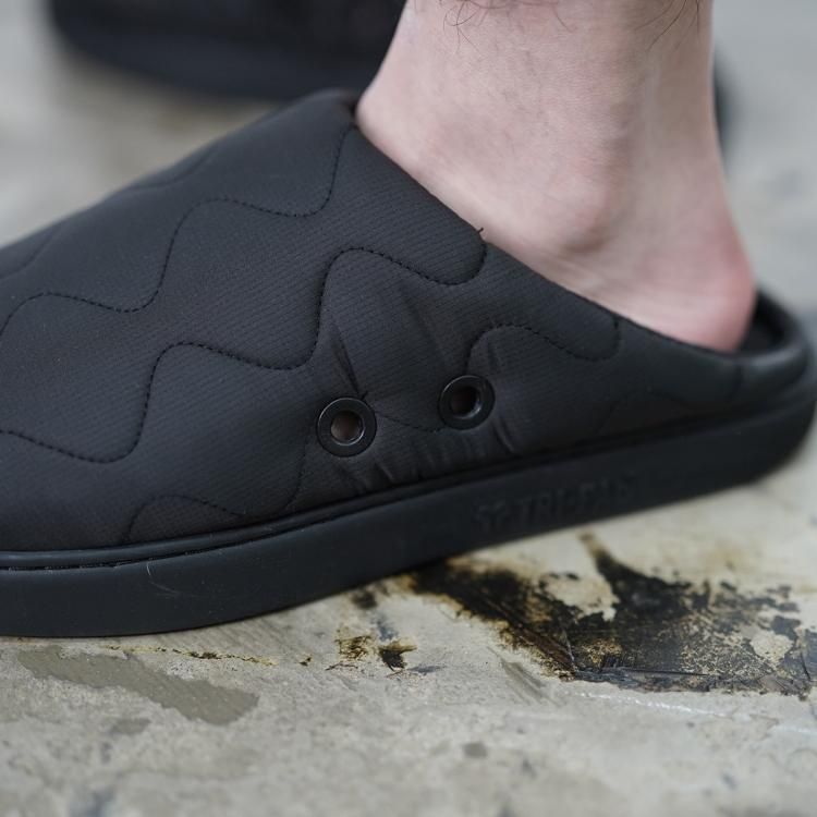 フットザコーチャー foot the coacher サンダル QUILTING