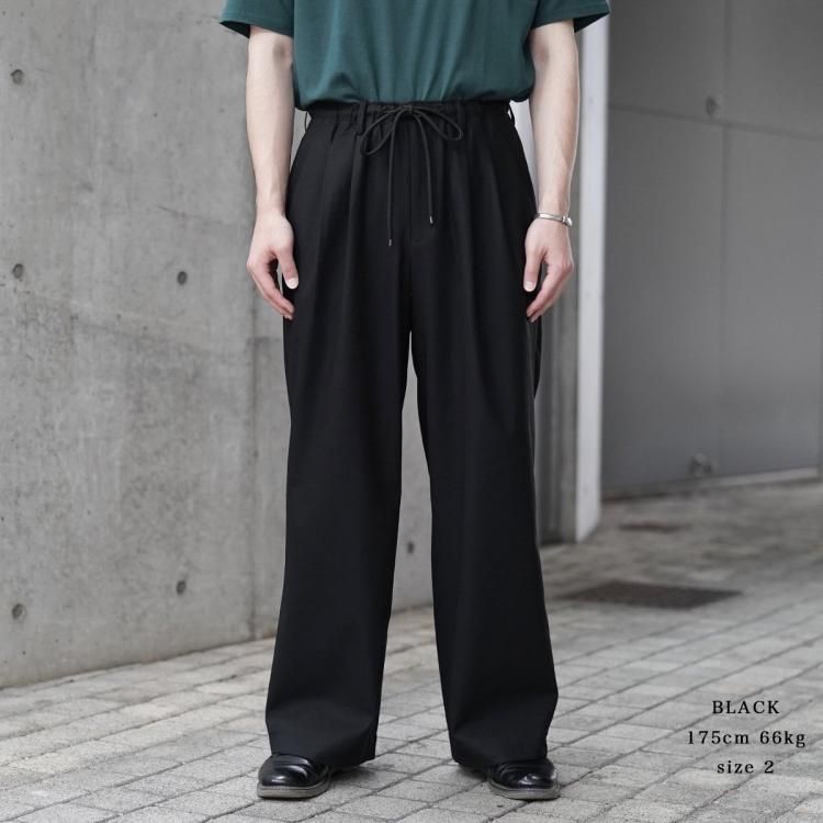 マーカウェア MARKAWARE 24ss トリプルプリーテッドイージー マーカウェア MARKAWARE 24ss トリプルプリーテッドイージー