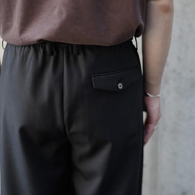 マーカウェア MARKAWARE 24aw トリプルプリーテッドイージー マーカウェア MARKAWARE 24aw トリプルプリーテッドイージー