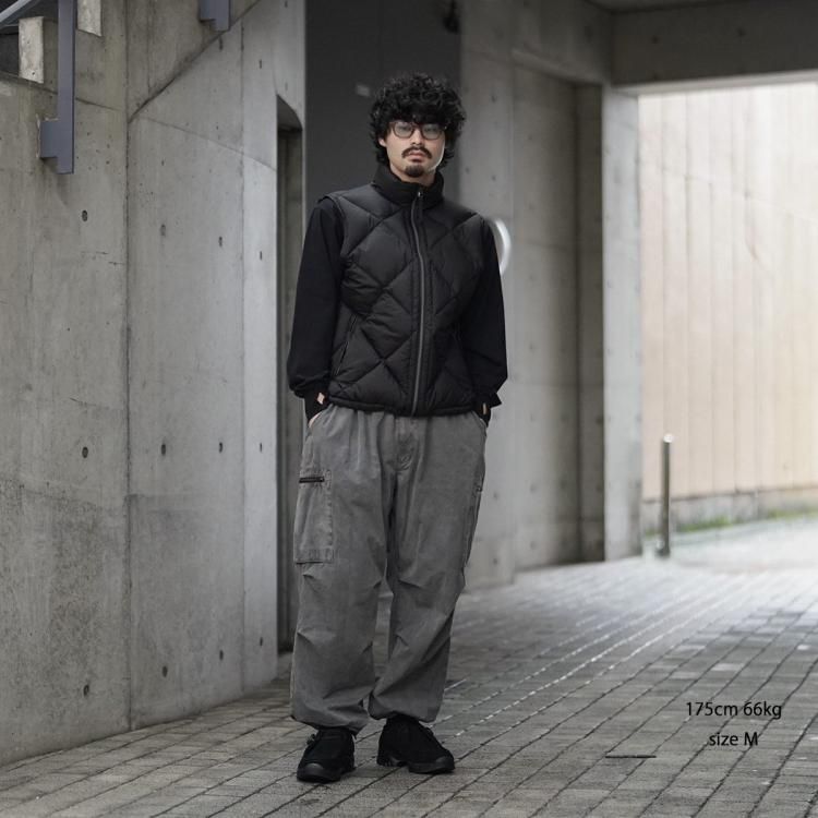 美品【定価4.2万】完売VAINL ARCHIVEベスト PUFF-W-VEST 美品【定価4.2万】完売VAINL ARCHIVEベスト PUFF-W-VEST （買取