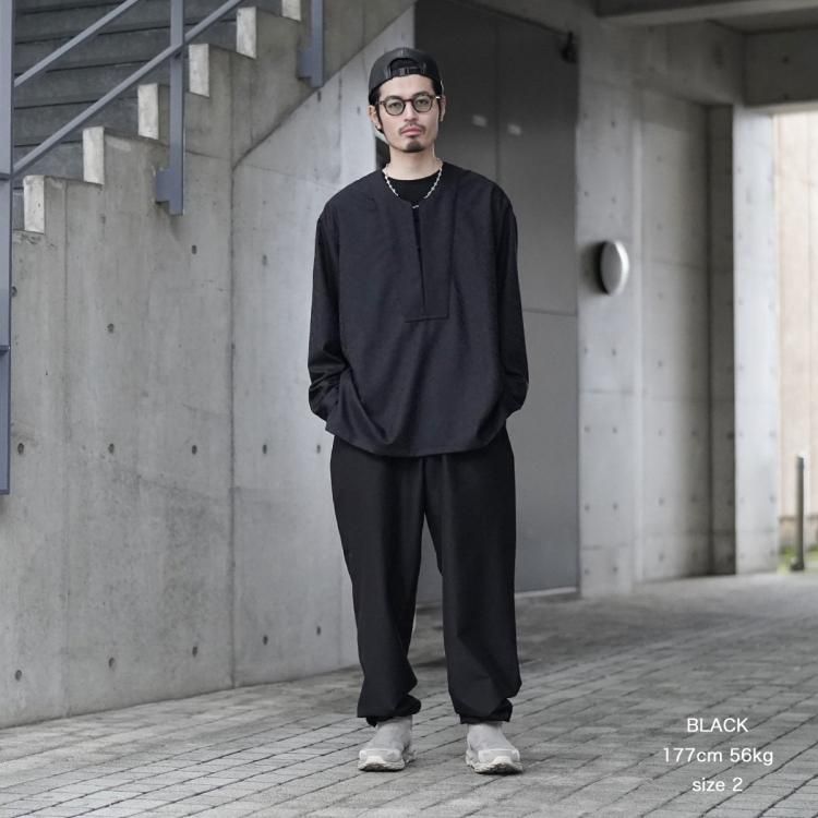 マーカウェア MARKAWARE 25ss ワイドトラックパンツシルクウール マーカウェア MARKAWARE 25ss ワイドトラックパンツシルクウール