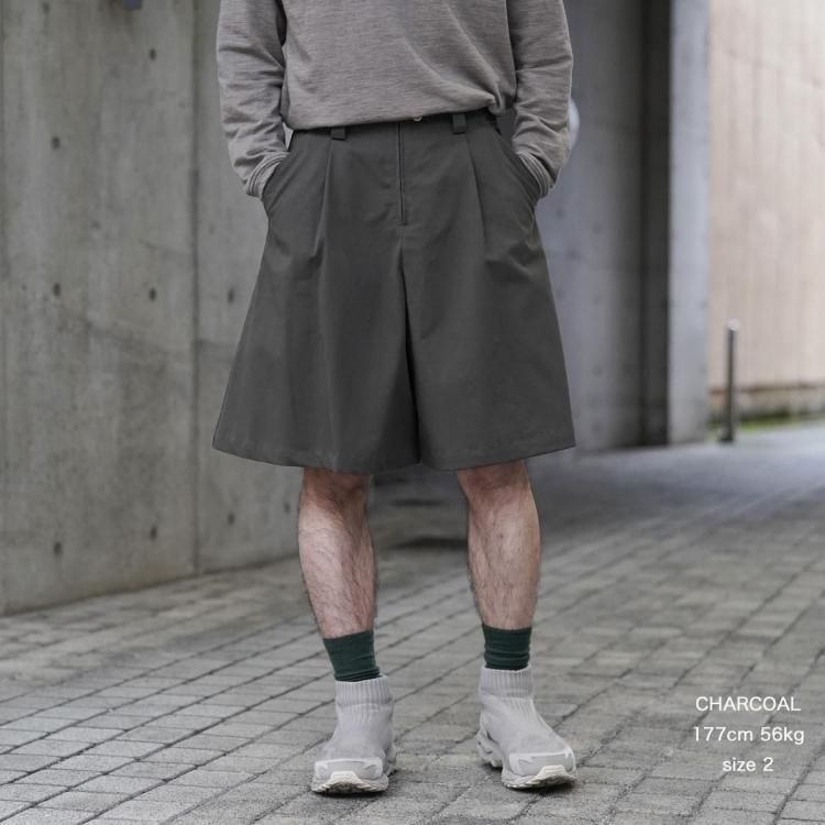 パラトレイト paratrait 25ss ケーキスキンチノキュロットパンツ パラトレイト paratrait 25ss ケーキスキンチノキュロットパンツ
