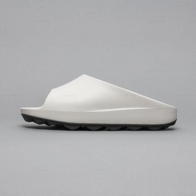 パコ PPACO スライドサンダル LUX-2（AIR STUDDED SOLE®)