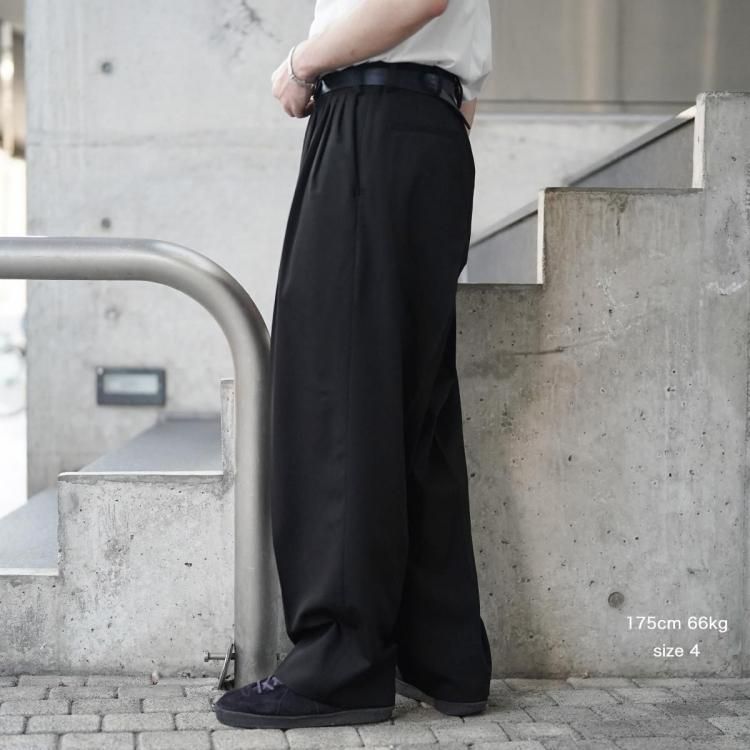 パンツ nonnotte NO TUCK WIDE STRAIGHT TROUSERS BACK SATIN GABARDINE NO TUCK WIDE STRAIGHT TROUSERS - WUNDER
