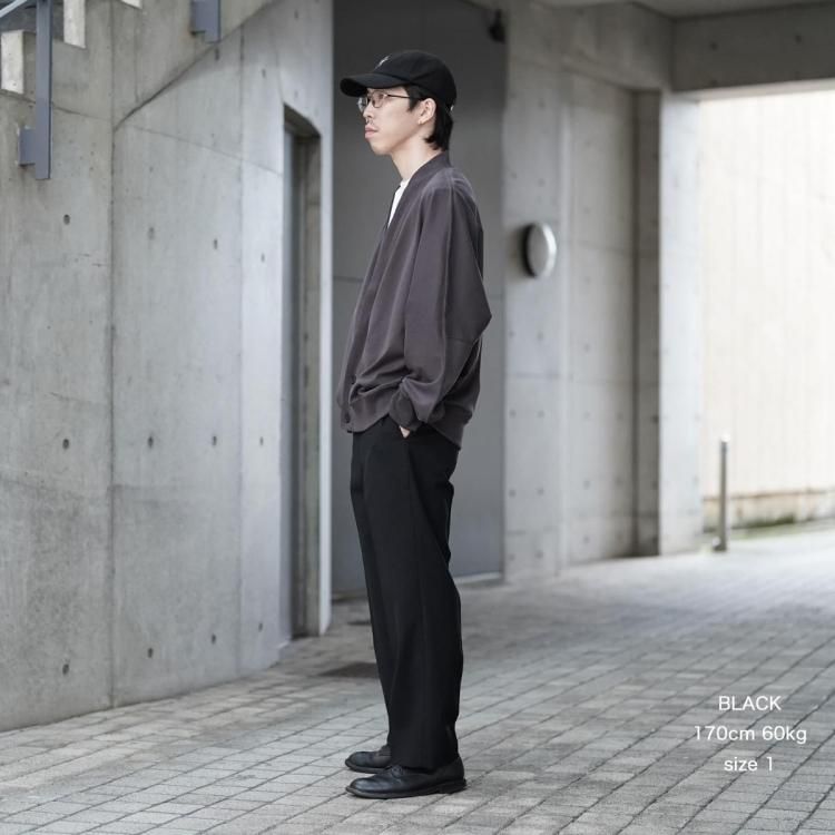 マーカウェア MARKAWARE 25aw フラットテーパードトラウザー