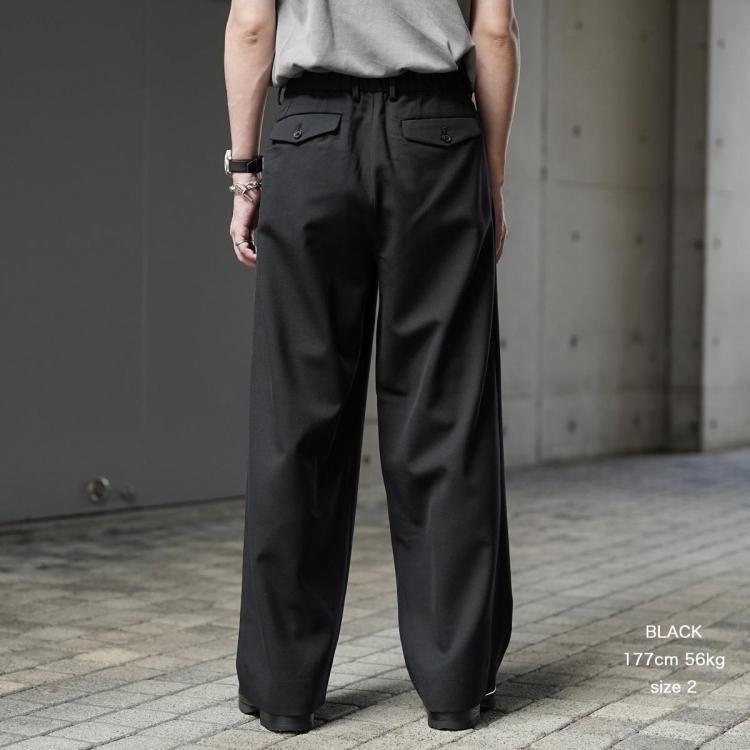 MARKAWAREトリプルプリーテッドワイドトラウザーズ サイズ2 MARKAWAREトリプルプリーテッドワイドトラウザーズ サイズ2 楽天