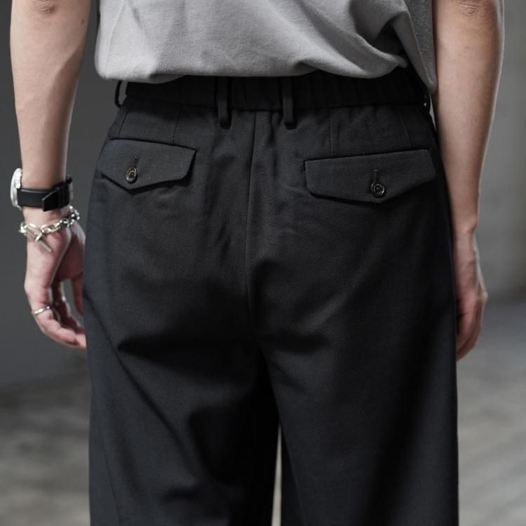 25AW新品 MARKAWARE ウールギャバ トリプルプリーテッドトラウザーズ 25AW新品 MARKAWARE ウールギャバ トリプルプリーテッドトラウザーズ