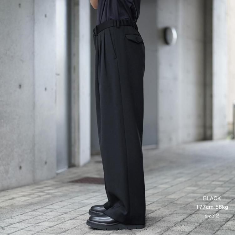 ダブルプリーテッドクラシックワイドトラウザーズ　MARKAWARE MARKAWARE (マーカウェア) DOUBLE PLEATED WIDE TROUSERS