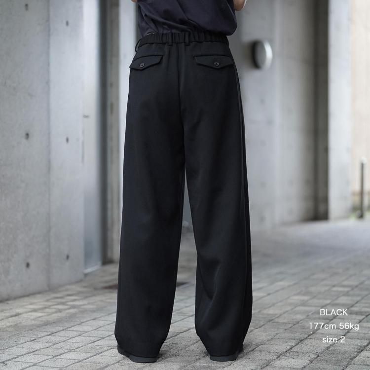 ダブルプリーテッドクラシックワイドトラウザーズ　MARKAWARE MARKAWARE (マーカウェア) DOUBLE PLEATED WIDE TROUSERS / ダブル