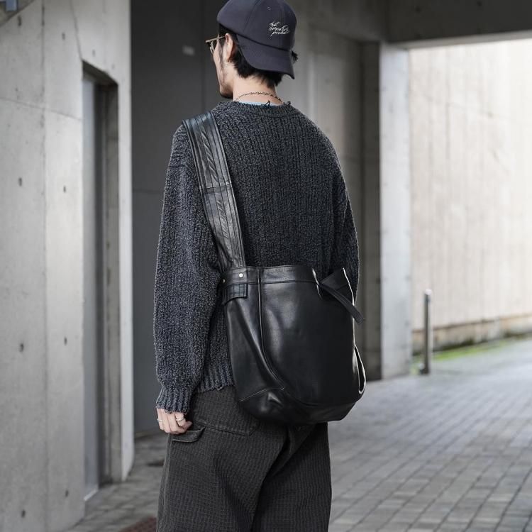 シーシーユー CCU 25aw ニュースペーパーバッグショルダー NEWS