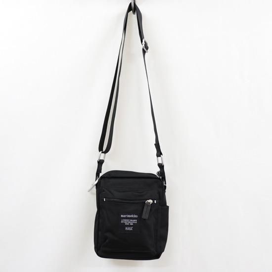 美品 marimekko Roadie CASH&CARRY ショルダーバッグ マリメッコ CASH & CARRY 026992 Roadie ショルダーバッグ
