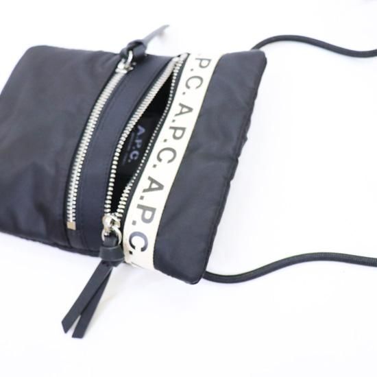 a.p.c. REPEAT ネックポーチ Repeat ネックポーチ【A.P.C.】