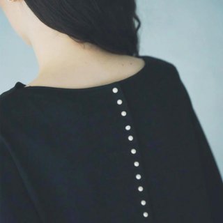 Pearl button flare dress【WHYTO.】＃